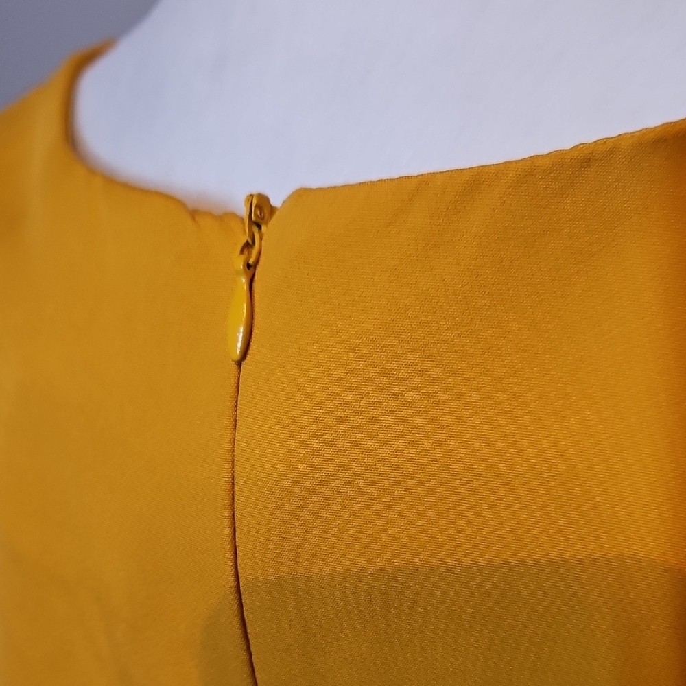Elegant Yellow Dress with Gold Accents - Picture 8 of 11